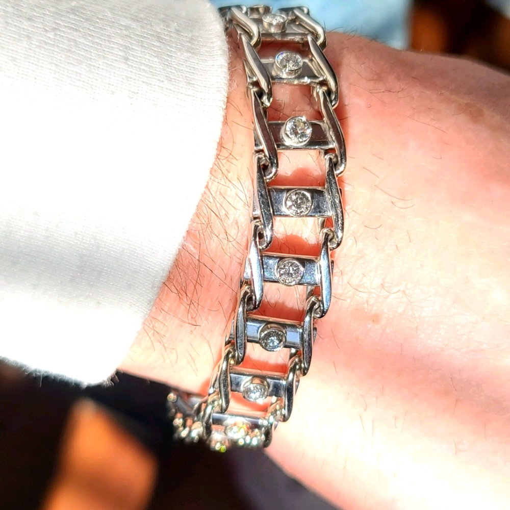Mens 1of a kind 14k white gold, diamond bracelet